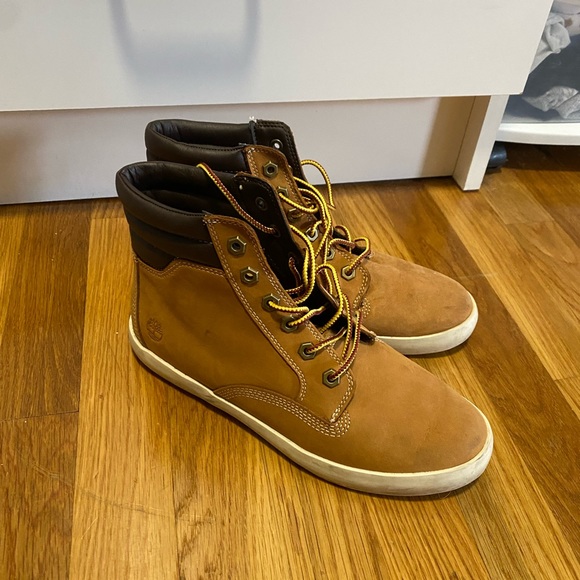 Timberland boots, women’s size 8 - Picture 1 of 3